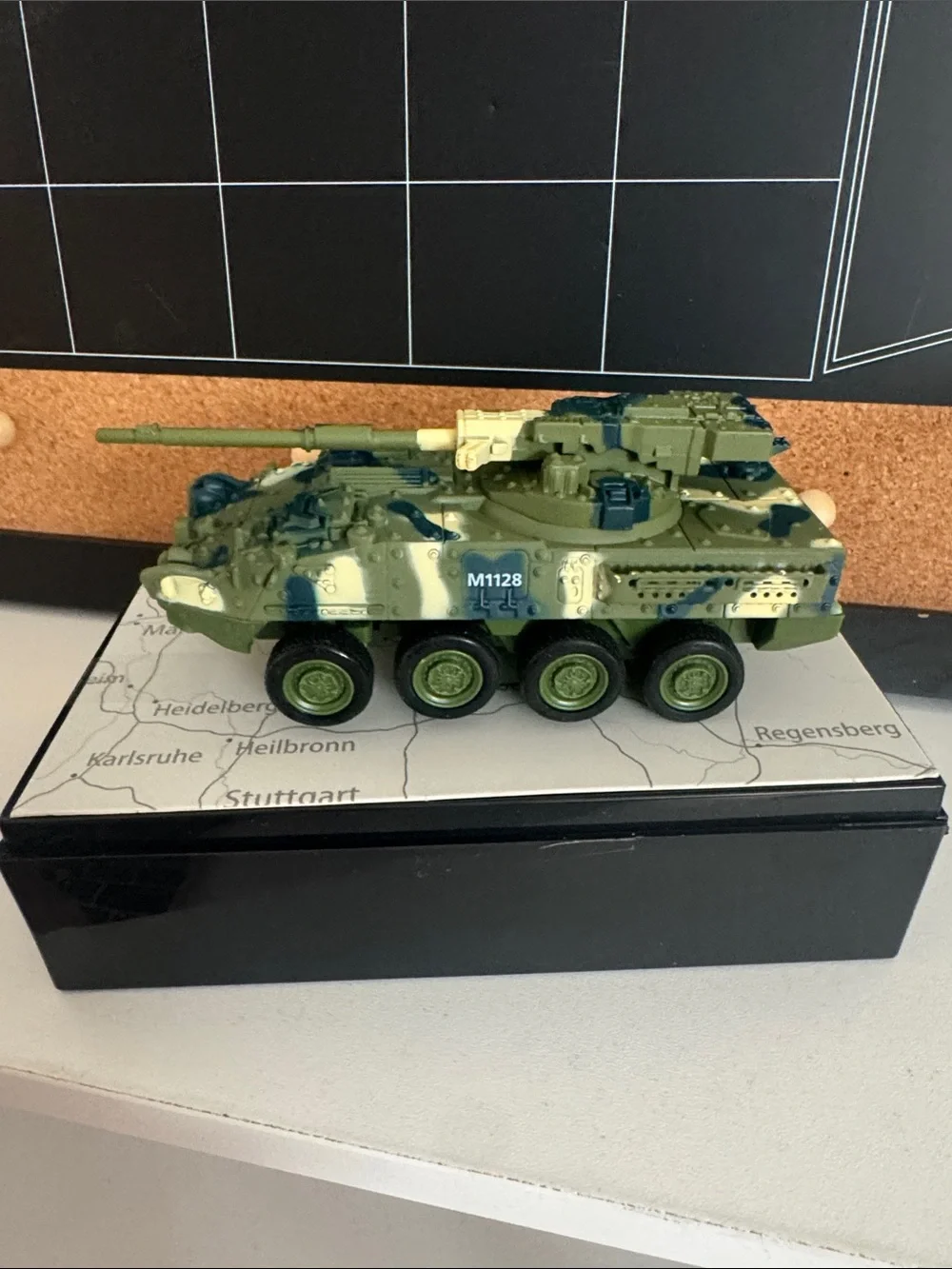 Die-Cast Military Armored Vehicle Toy - Green Camo